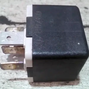 Alacsony ár OPEL ZAFIRA 05.09.01-07.08.31 Relé bontott alkatrész