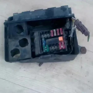 Akciós ár PEUGEOT 106 96- Biztosítéktábla bcm bsi bsm sam gem modul1.0i bontott alkatrész