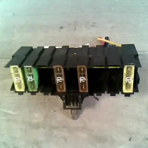 PEUGEOT 206 Biztosítéktábla bcm bsi bsm sam gem modul1.1 i, 8 v bontott alkatrész Akció