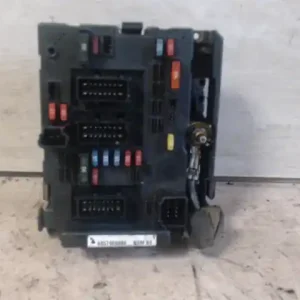 Expressz kézbesítés PEUGEOT 206 Biztosítéktábla bcm bsi bsm sam gem modul motortér 1.4 i bontott alkatrész