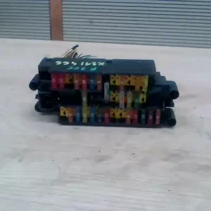 Szezonális akció PEUGEOT 206 Biztosítéktábla bcm bsi bsm sam gem modul utastér 1.4i bontott alkatrész