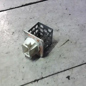 PEUGEOT 206 Fűtőmotor előtét ellenállás bontott alkatrész Olcsóbb