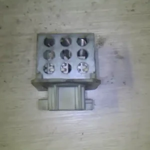 PEUGEOT 206 Fűtőmotor előtét ellenállásbontott alkatrész Kedvezmény