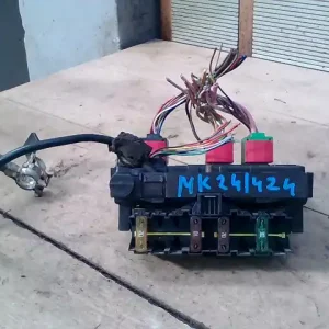 Gyors kiszállítás PEUGEOT 206 Biztosítéktábla bcm bsi bsm sam gem modul utastér 1.1i bontott alkatrész