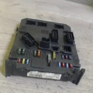 Ajánlat PEUGEOT 206 Biztosítéktábla bcm bsi bsm sam gem modul utastér bontott alkatrész