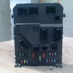 PEUGEOT 206 Biztosítéktábla bcm bsi bsm sam gem modul utastér bontott alkatrész Népszerű