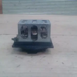 Korlátozott ajánlat PEUGEOT 306 93-97 Fűtőmotor előtét ellenállás1.6i bontott alkatrész