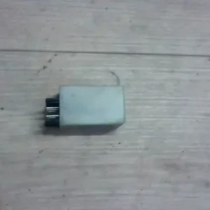 Gyors kiszállítás PEUGEOT 306 93-97 Relé bontott alkatrész