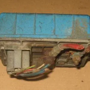 Legjobb ár PEUGEOT 309 Izzitórelé bontott alkatrész