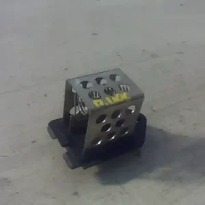 Biztonságos vásárlás PEUGEOT 406 Fűtőmotor előtét ellenállásbontott alkatrész