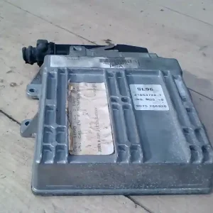 Alacsony ár PEUGEOT 406 Motorvezérlő egység ecu pcm modul 1.8i bontott alkatrész