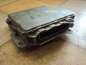 PEUGEOT 605 Motorvezérlő egység ecu pcm modul bontott alkatrész Bestseller