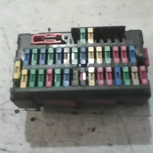 Ajánlat PEUGEOT 806 Biztosítéktábla bcm bsi bsm sam gem modulbontott alkatrész