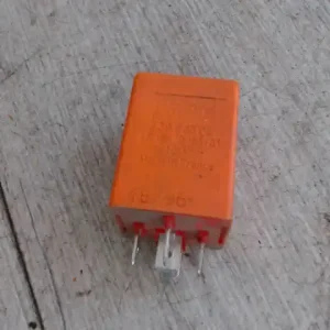 Árengedmény PEUGEOT 806 Relé bontott alkatrész