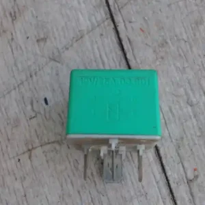 PEUGEOT 806 Relé bontott alkatrész Biztonságos vásárlás