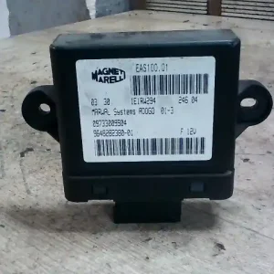 Szuper akció PEUGEOT 807 üzemanyag szivattyú relé 2,2 d bontott alkatrész