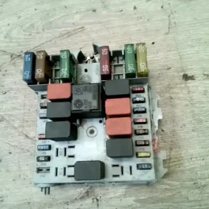 PEUGEOT BOXER 02-06 Biztosítéktábla bcm bsi bsm sam gem modul motortér bontott alkatrész Legnépszerűbb