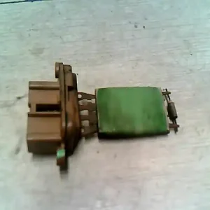 Nézd meg most PEUGEOT BOXER 02-06 Fűtőmotor előtét ellenállásbontott alkatrész