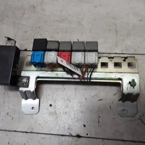 Biztonságos fizetés PEUGEOT BOXER 94-02 Biztosítéktábla bcm bsi bsm sam gem modulbontott alkatrész