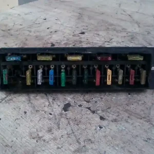 Outlet PEUGEOT BOXER 94-02 Biztosítéktábla bcm bsi bsm sam gem modul utastér bontott alkatrész