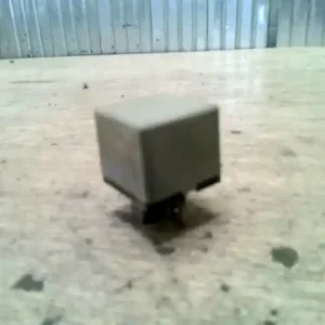 PEUGEOT BOXER 94-02 Relé bontott alkatrész Biztonságos fizetés