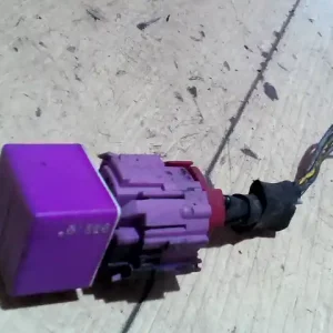 Alacsony ár PEUGEOT EXPERT 1995.09.01-2003.12.31 Relé 1.9d bontott alkatrész