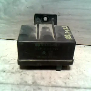 Legjobb ár PEUGEOT PARTNER -02 Izzítórelé 2.0 d bontott alkatrész