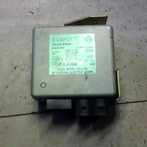 Különleges ajánlat RENAULT CLIO 01-06 Kormányoszlop vezérlő cim modul bontott alkatrész