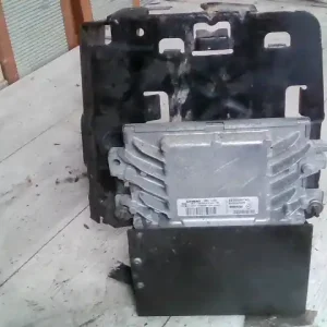 Olcsó RENAULT CLIO 01-06 Motorvezérlő egység ecu pcm modul bontott alkatrész