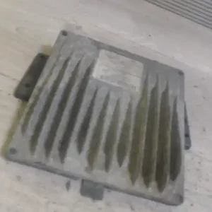 RENAULT CLIO 01-06 Motorvezérlő egység ecu pcm modul 1.5 d bontott alkatrész Árengedmény