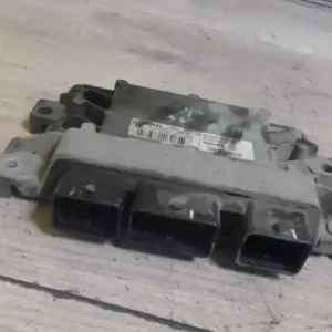 Vedd meg most RENAULT CLIO 01-06 Motorvezérlő egység ecu pcm modul 1.1 i bontott alkatrész