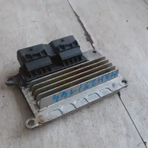 RENAULT CLIO 01-06 Motorvezérlő egység ecu pcm modul 1.2i bontott alkatrész Szezonális akció