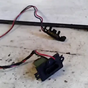 Biztonságos vásárlás RENAULT CLIO 06-09 Fűtőmotor előtét ellenállásbontott alkatrész