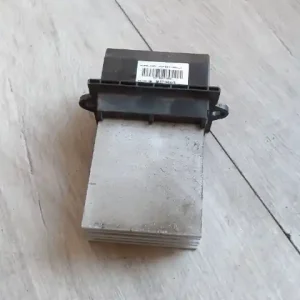 RENAULT CLIO 06-09 Fűtőmotor előtét ellenállásbontott alkatrész Olcsó