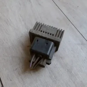 Legkelendőbb RENAULT CLIO 06-09 Izzítórelé 1.5d bontott alkatrész