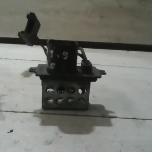 Csak ma RENAULT CLIO 90-96 Fűtőmotor előtét ellenállás bontott alkatrész