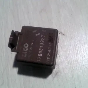 RENAULT CLIO 06-09 Relé bontott alkatrész Ajánlat