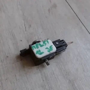 Nézd meg most RENAULT CLIO 06-09 ütközés érzékelő bontott alkatrész