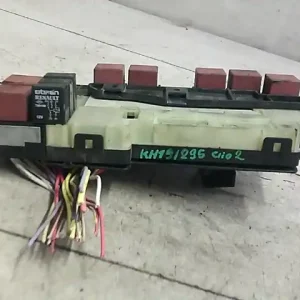 Exkluzív ajánlat RENAULT CLIO 98-01 Biztosítéktábla bcm bsi bsm sam gem modul utastér 1.4ibontott alkatrész