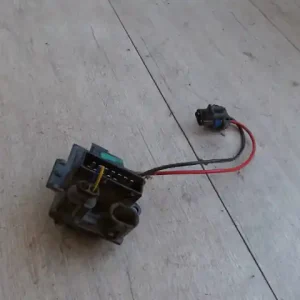 Bestseller RENAULT CLIO 98-01 Fűtőmotor előtét ellenállásbontott alkatrész