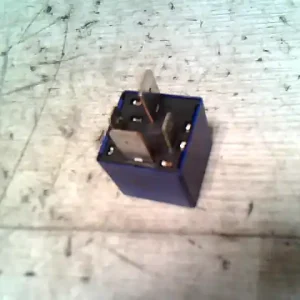 Kedvezményes ár RENAULT Fluence 2013.01.01- Relé bontott alkatrész