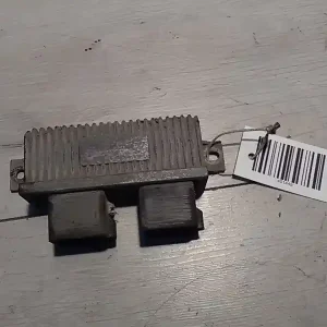 Gyors kiszállítás RENAULT GRAND ESPACE 02.11.01-06.02.28 Izzítórelé bontott alkatrész