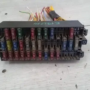 RENAULT Kangoo 2003.01 - 2008.01 Biztosítéktábla bcm bsi bsm sam gem modulbontott alkatrész Vedd meg most