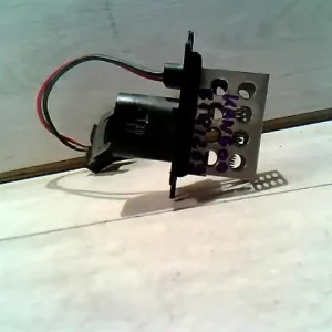 Akció RENAULT Kangoo 2003.01 - 2008.01 Fűtőmotor előtét ellenállásbontott alkatrész