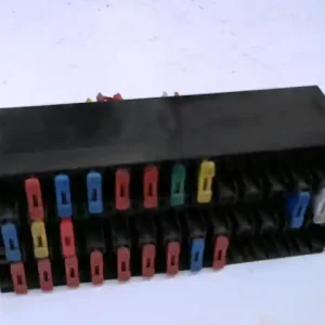 RENAULT KANGOO 97-03 Biztosítéktábla bcm bsi bsm sam gem modulbontott alkatrész Biztonságos vásárlás