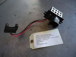 Biztonságos fizetés RENAULT KANGOO 97-03 Fűtőmotor előtét ellenállásbontott alkatrész