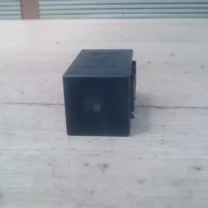 Kihagyhatatlan ajánlat RENAULT KANGOO 97-03 Relé bontott alkatrész