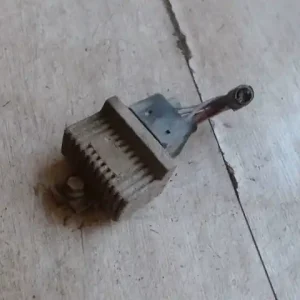 Csak ma RENAULT LAGUNA 00-05 Izzítórelé 1.9d bontott alkatrész