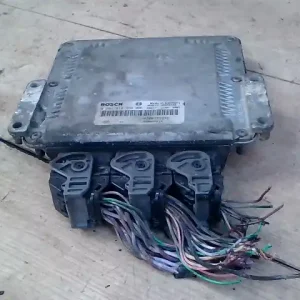 Expressz kézbesítés RENAULT LAGUNA 00-05 Motorvezérlő egység ecu pcm modul 1,9d bontott alkatrész