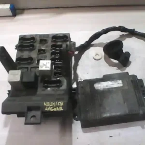 RENAULT LAGUNA 94-98 Motorvezérlő egység ecu pcm modul bontott alkatrész Vedd meg most